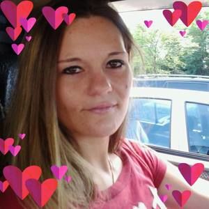 Meet your Posher, Holly